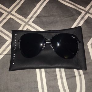 Quay Vivienne Sunglasses
